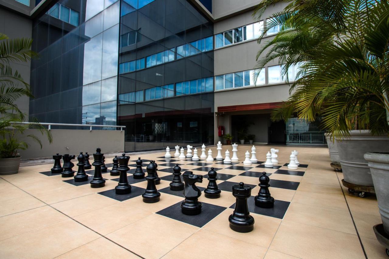 Wyndham Costa Del Sol Pucallpa Ngoại thất bức ảnh The courtyard of the library