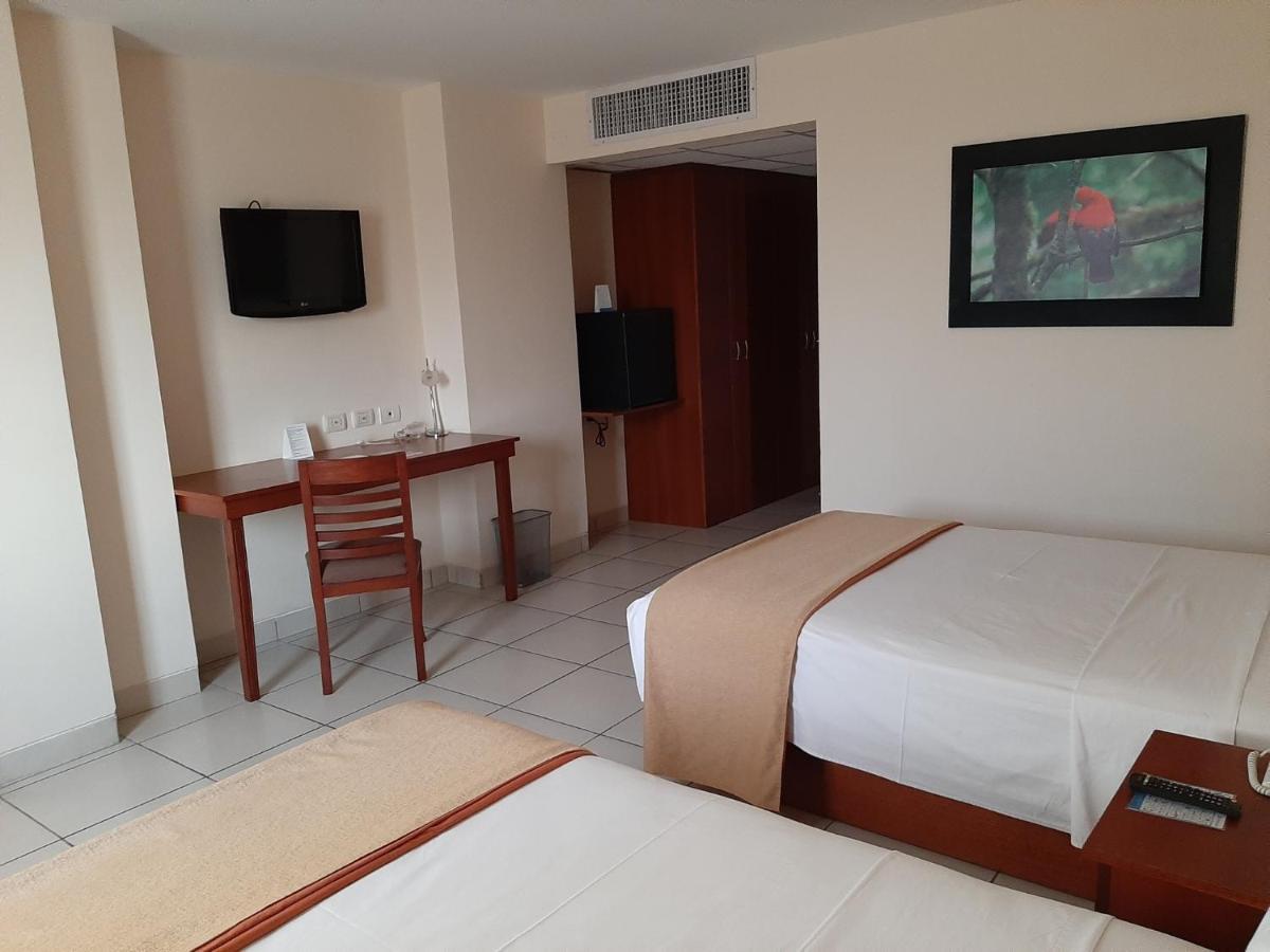 Wyndham Costa Del Sol Pucallpa Ngoại thất bức ảnh